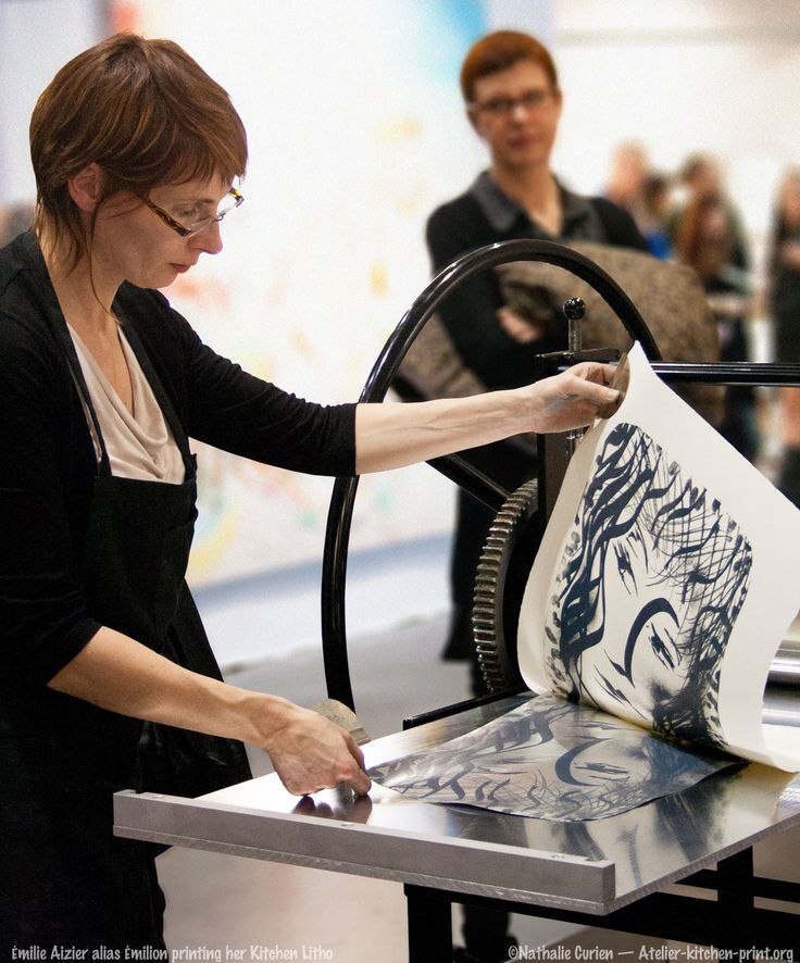 نگاهی مروری بر تاریخچه چاپ دستی به قلم امیرحسین شریفان / A Review of the History of Printmaking